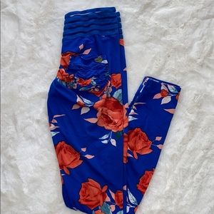 Cute Booty Lounge Royal Blue w/Roses